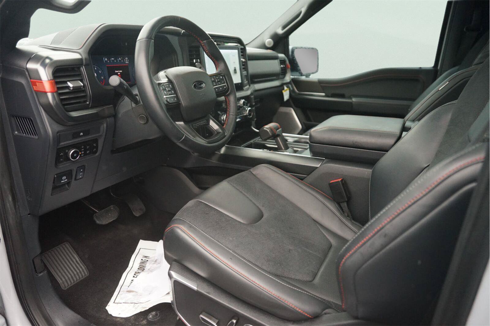 Used 2025 Ford F150 Raptor AWD/4WD image 8