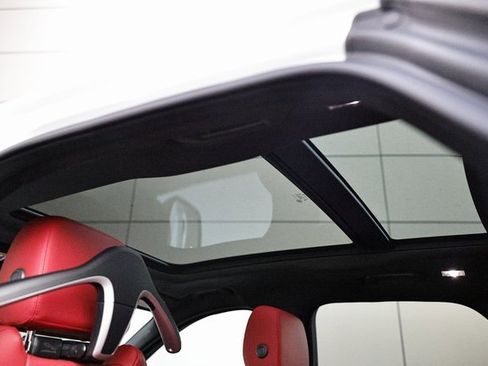 New 2026 Jaguar F-PACE R-Dynamic S image 16