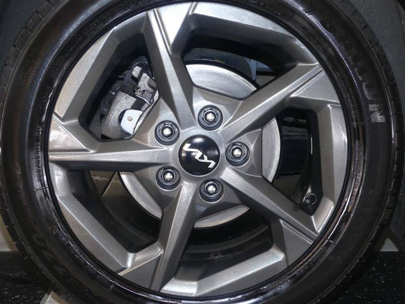 Used 2025 Kia K4 FWD image 34