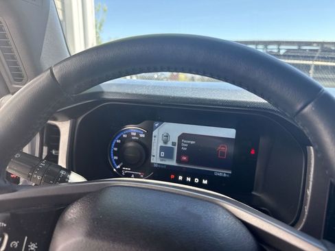 Used 2023 Ford Bronco Outer Banks AWD/4WD image 18