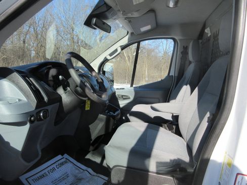 Used 2019 Ford Transit 150 130 Low Roof image 29