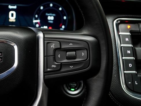 Used 2024 GMC Yukon XL SLT w/ SLT Premium Package image 29