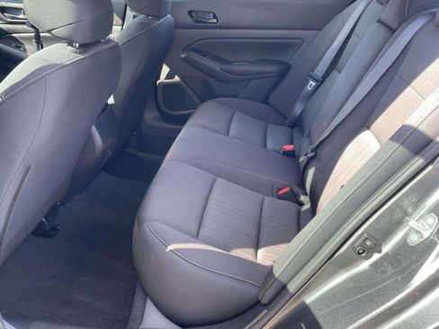 Used 2025 Nissan Altima 2.5 S image 10