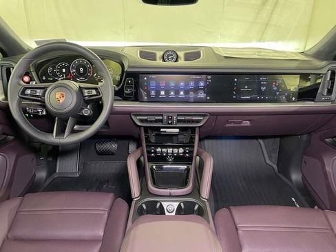 New 2026 Porsche Cayenne Coupe AWD/4WD image 26