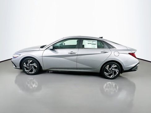 New 2026 Hyundai Elantra Limited image 8