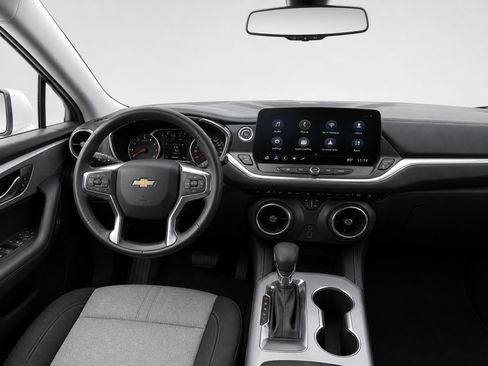 Used 2025 Chevrolet Blazer LT FWD image 20