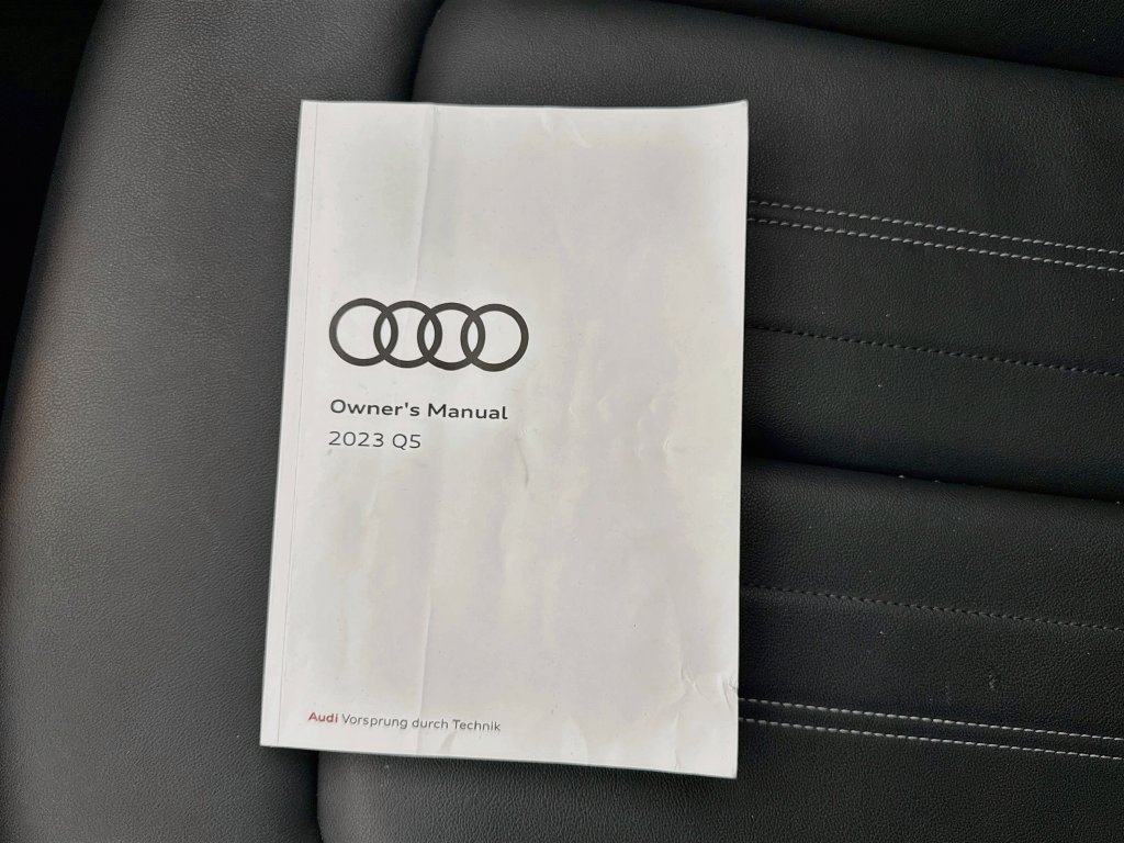 Used 2023 Audi Q5 2.0T Premium w/ Convenience Package AWD/4WD image 38