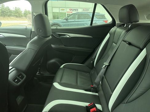 Used 2024 Buick Envision Sport Touring image 19