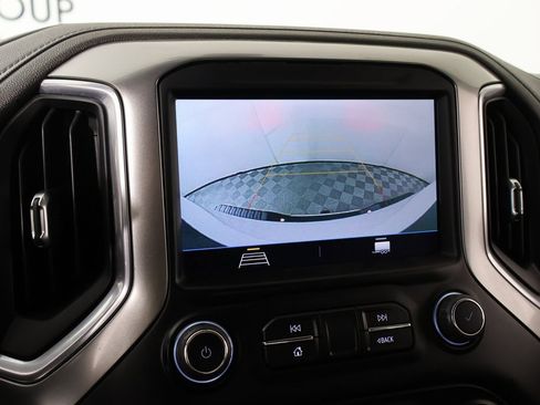 Used 2022 Chevrolet Silverado 2500 LT w/ Convenience Package image 6