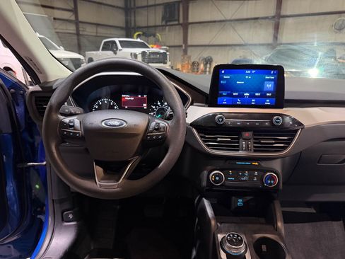 Used 2022 Ford Escape SE FWD image 29