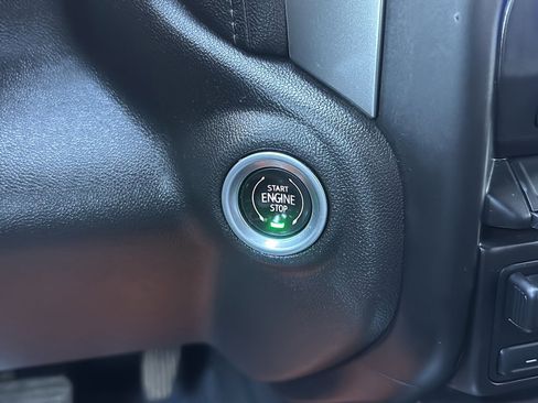 Used 2022 Chevrolet Silverado 1500 RST image 32