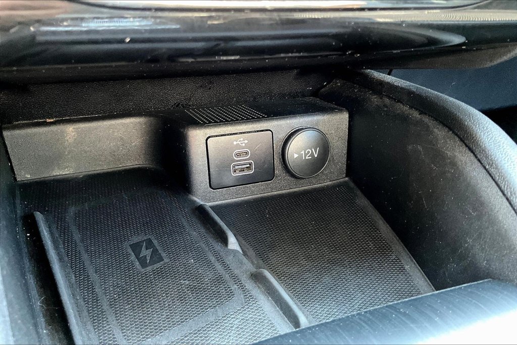 Used 2024 Ford Escape Platinum AWD/4WD image 16