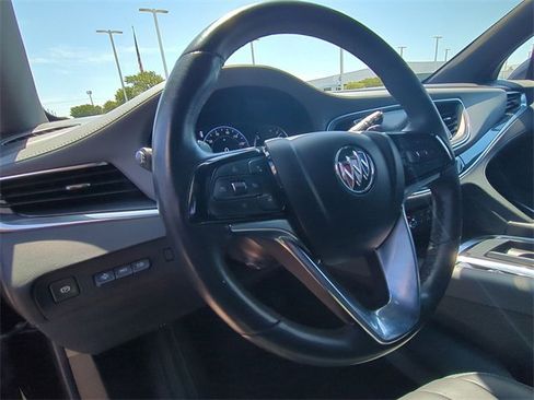 Used 2024 Buick Enclave Premium image 10