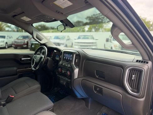 Used 2019 Chevrolet Silverado 1500 RST w/ All-Star Edition image 18