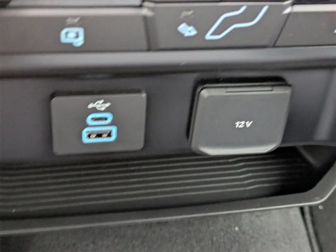 New 2026 Ford F250 XLT w/ F-250 >10K GVWR Package image 22