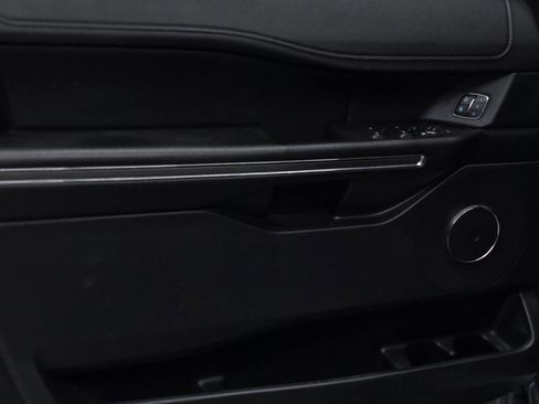 Used 2020 Ford Expedition Max XLT w/ Equipment Group 202A image 12