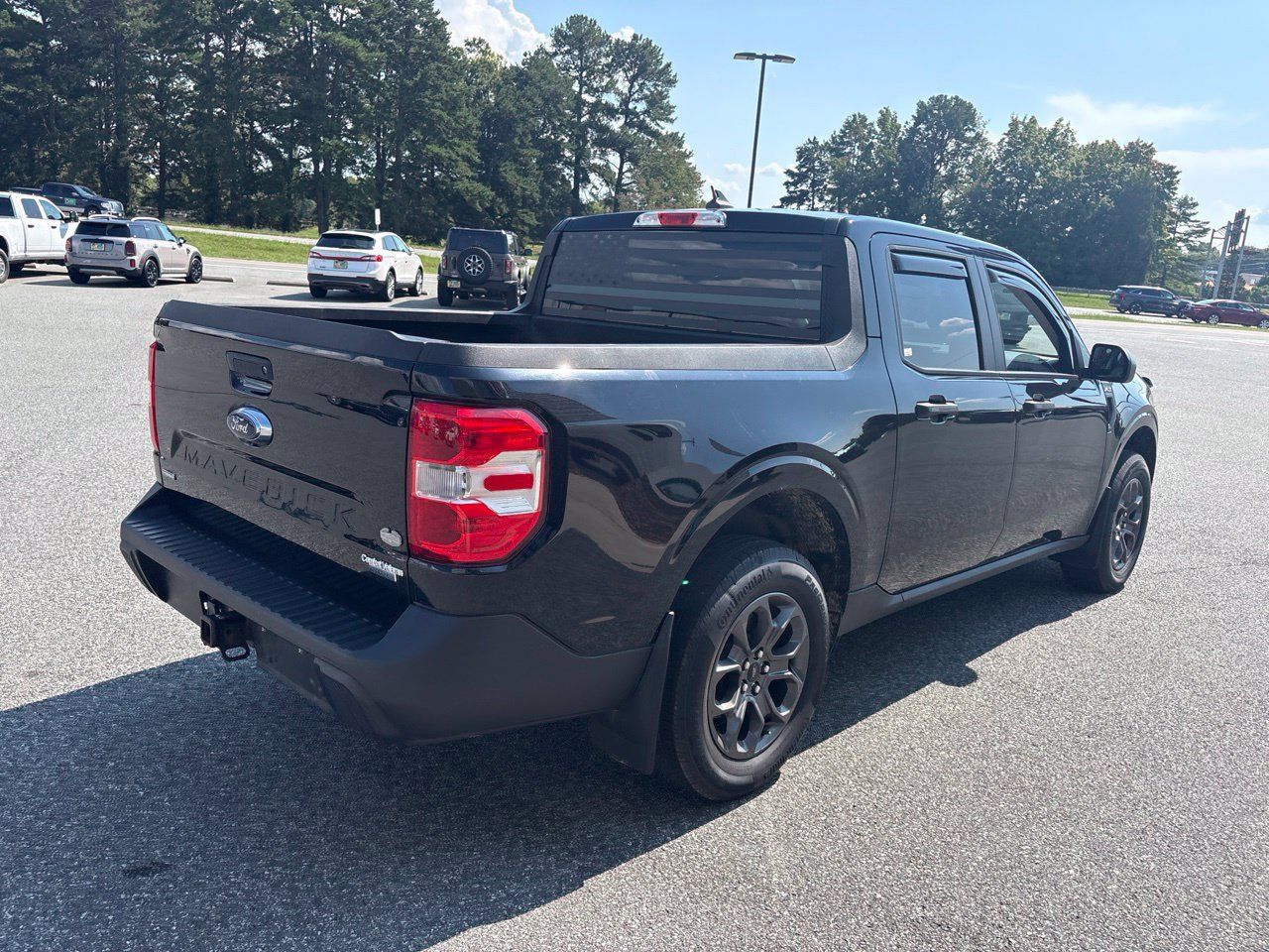 Used 2023 Ford Maverick XLT FWD image 10