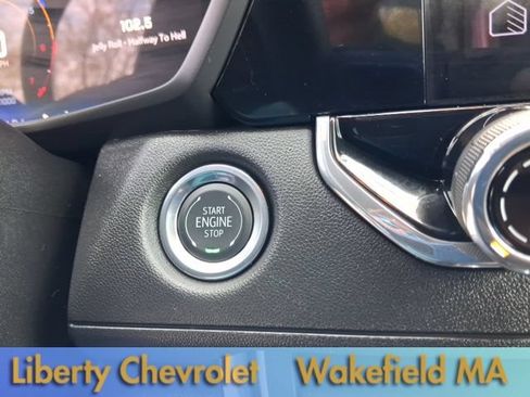 Used 2025 Chevrolet Colorado W/T RWD image 21