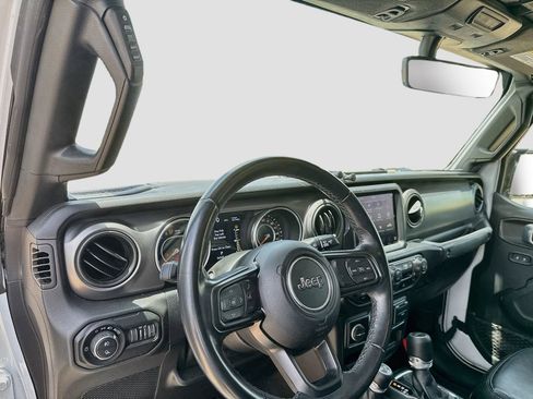 Used 2021 Jeep Gladiator Sport AWD/4WD image 11
