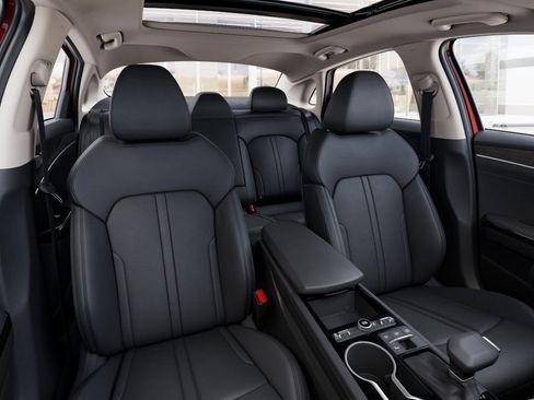 New 2026 Kia K5 EX image 15