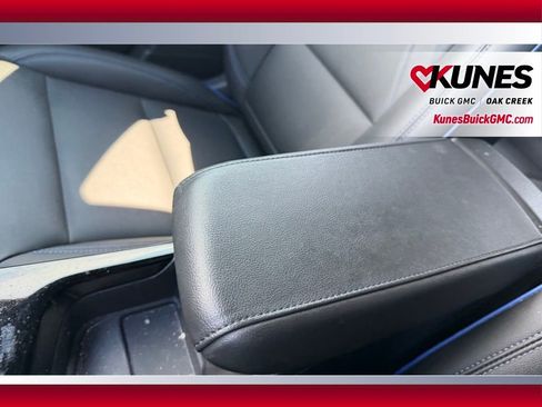 Used 2025 Buick Envista Sport Touring w/ Convenience II Package image 20