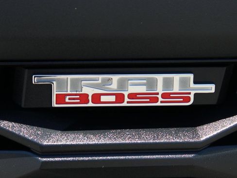 Used 2023 Chevrolet Colorado Trail Boss w/ LPO, Dark Essentials Package image 47