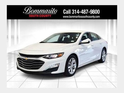 Used 2025 Chevrolet Malibu LT FWD image 1