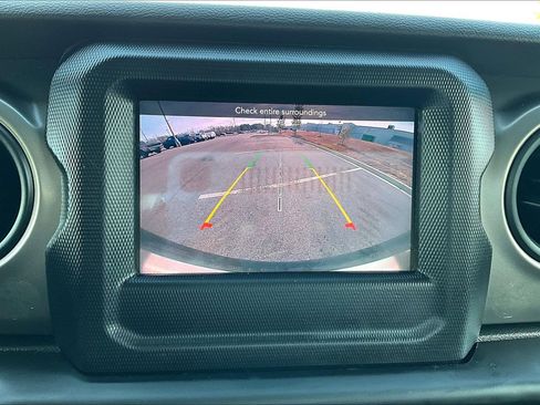 Used 2021 Jeep Wrangler Unlimited Sport image 14
