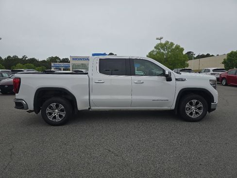 Used 2025 GMC Sierra 1500 SLT RWD image 6