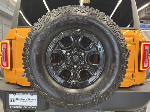 Used 2022 Ford Bronco Wildtrak image 31