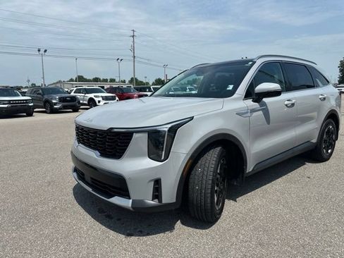 Used 2025 Kia Sorento S w/ Panoramic Sunroof Package FWD image 33