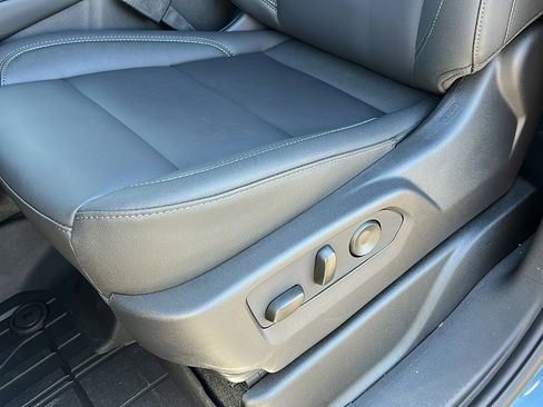 New 2026 Chevrolet Suburban LT w/ Comfort Package image 22