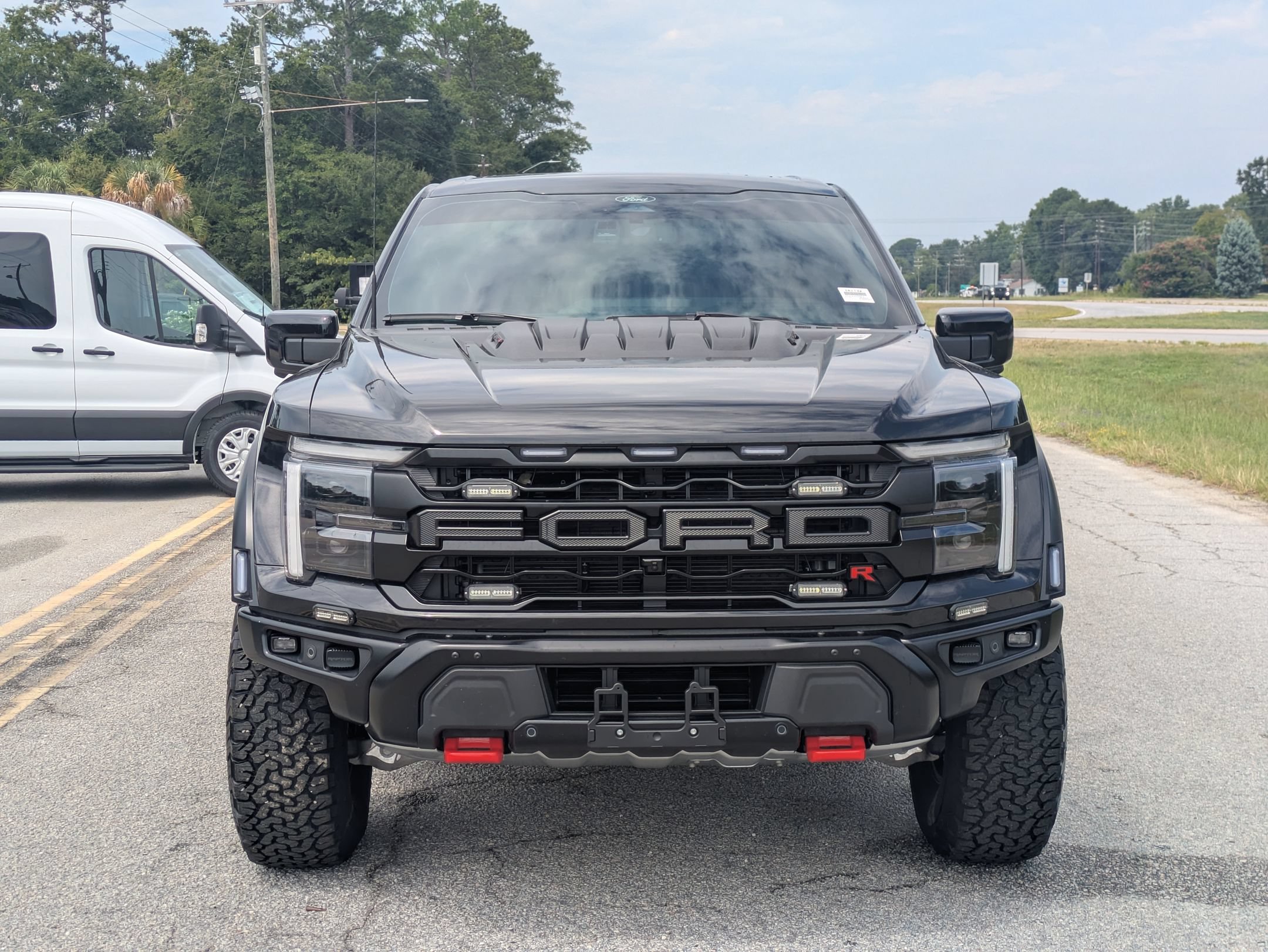Used 2026 Ford F150 Raptor w/ Equipment Group 803A Raptor R AWD/4WD image 8