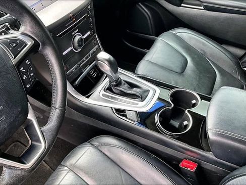 Used 2016 Ford Edge Titanium AWD/4WD image 15