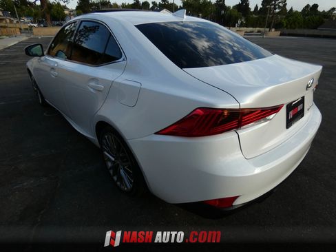 Used 2017 Lexus IS 200t RWD image 12