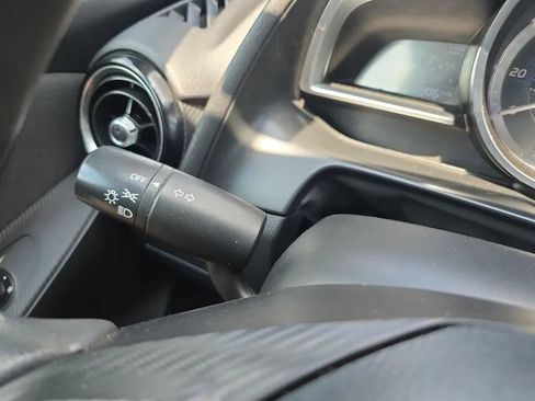Used 2018 Toyota Yaris iA FWD image 18