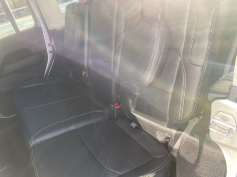 Used 2023 Jeep Wrangler Sahara w/ Cold Weather Group image 12