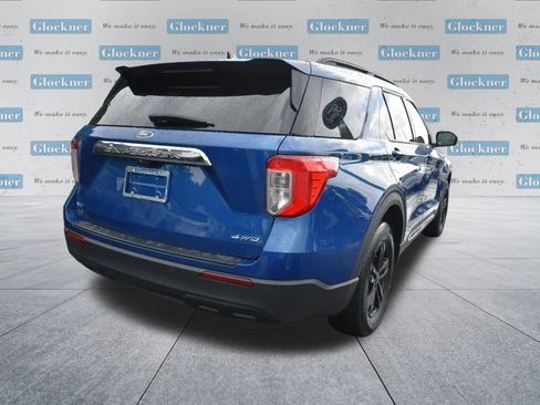 Used 2023 Ford Explorer XLT AWD/4WD image 6
