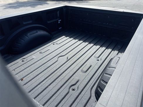 New 2026 Ford F250 Lariat w/ Black Appearance Package image 29