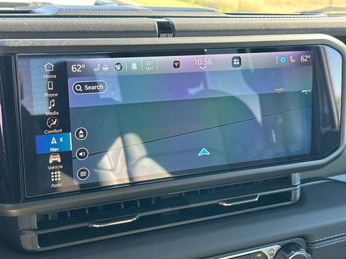 Used 2025 Jeep Gladiator Mojave w/ Convenience Group image 17