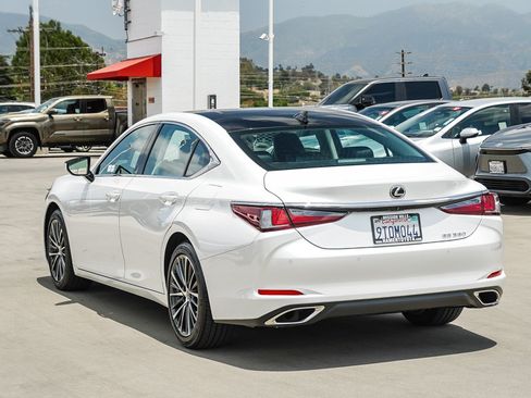 Used 2025 Lexus ES 350 w/ Premium Package FWD image 5