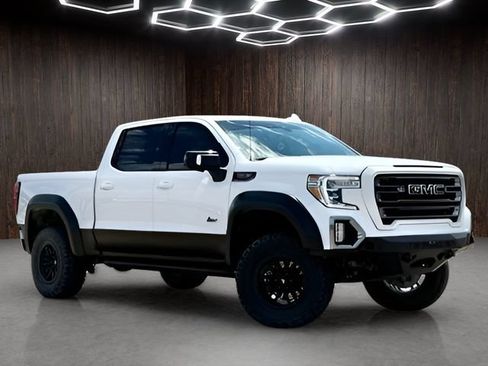 Used 2021 GMC Sierra 1500 AT4 w/ AT4 Premium Package AWD/4WD image 1