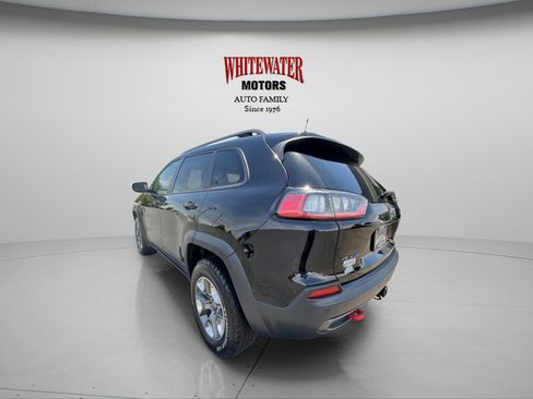 Used 2019 Jeep Cherokee Trailhawk w/ Comfort/Convenience Group AWD/4WD image 4