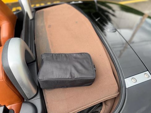 Used 2006 MAZDA MX-5 Miata Grand Touring image 40