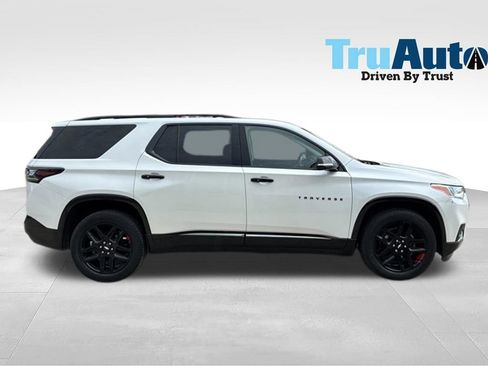 Used 2019 Chevrolet Traverse Premier w/ Redline Edition AWD/4WD image 7
