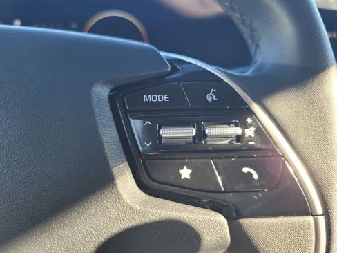 Used 2025 Kia Niro Wind image 26
