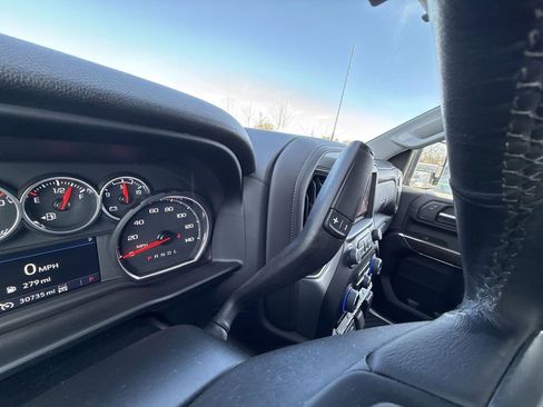 Certified 2022 Chevrolet Silverado 3500 LT w/ Convenience Package image 22