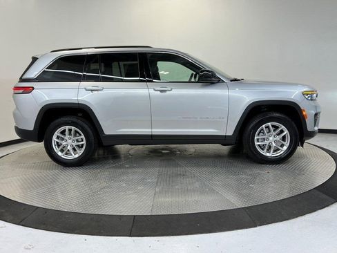 New 2025 Jeep Grand Cherokee Laredo X w/ Luxury Tech Group I image 2