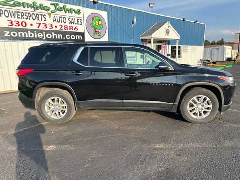 Used 2021 Chevrolet Traverse LT image 8