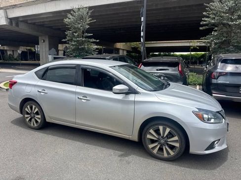 Used 2016 Nissan Sentra SL FWD image 4